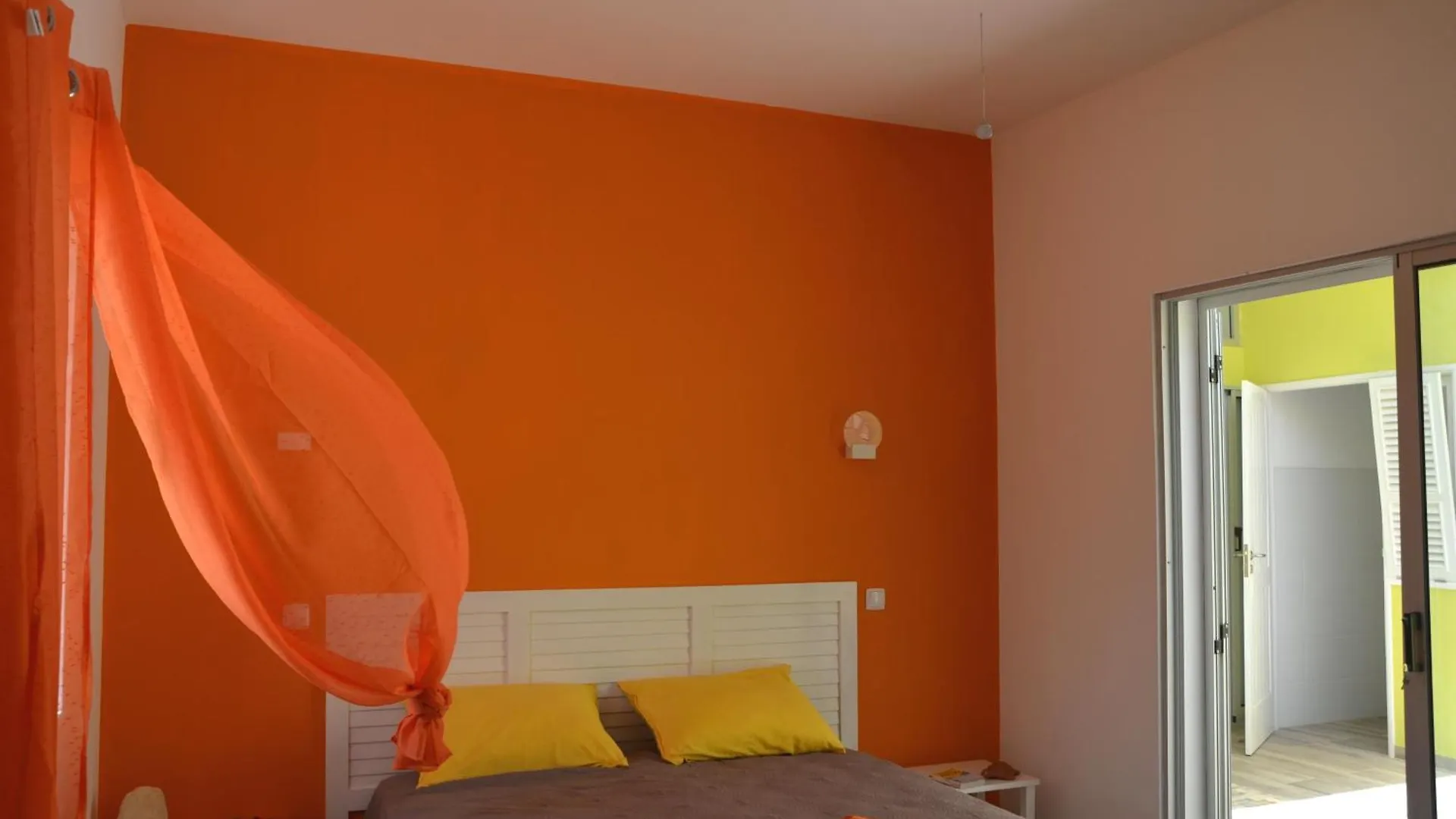 הוילה Cidade do Maio Casa Lemon 0*,  רפובליקת כף ורדה